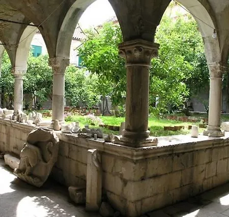 Lana Apartament Trogir