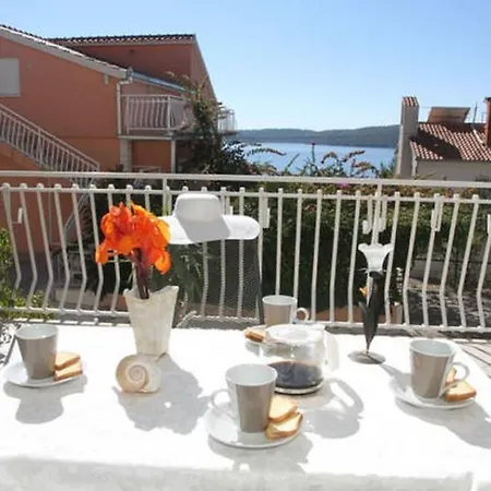 Lana * Trogir