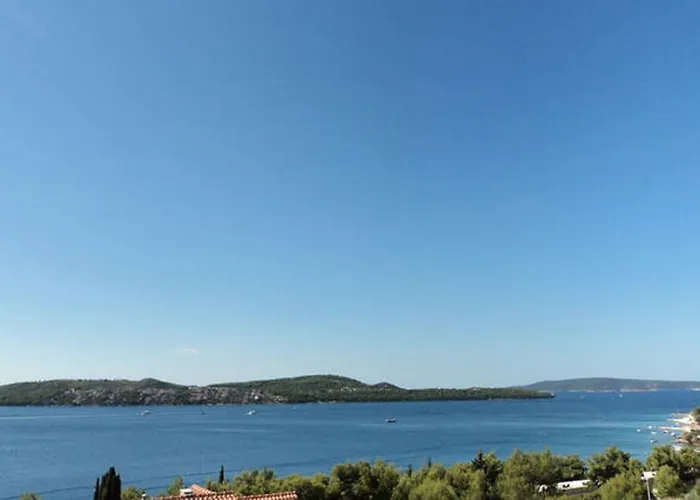 Lana Apartman