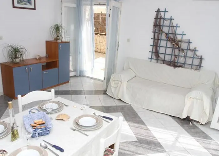 Lana Apartman
